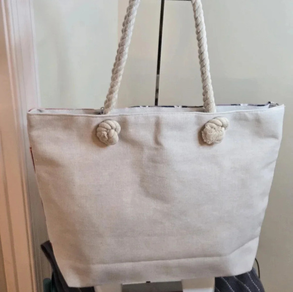 SOLD - Picture 4 of 7